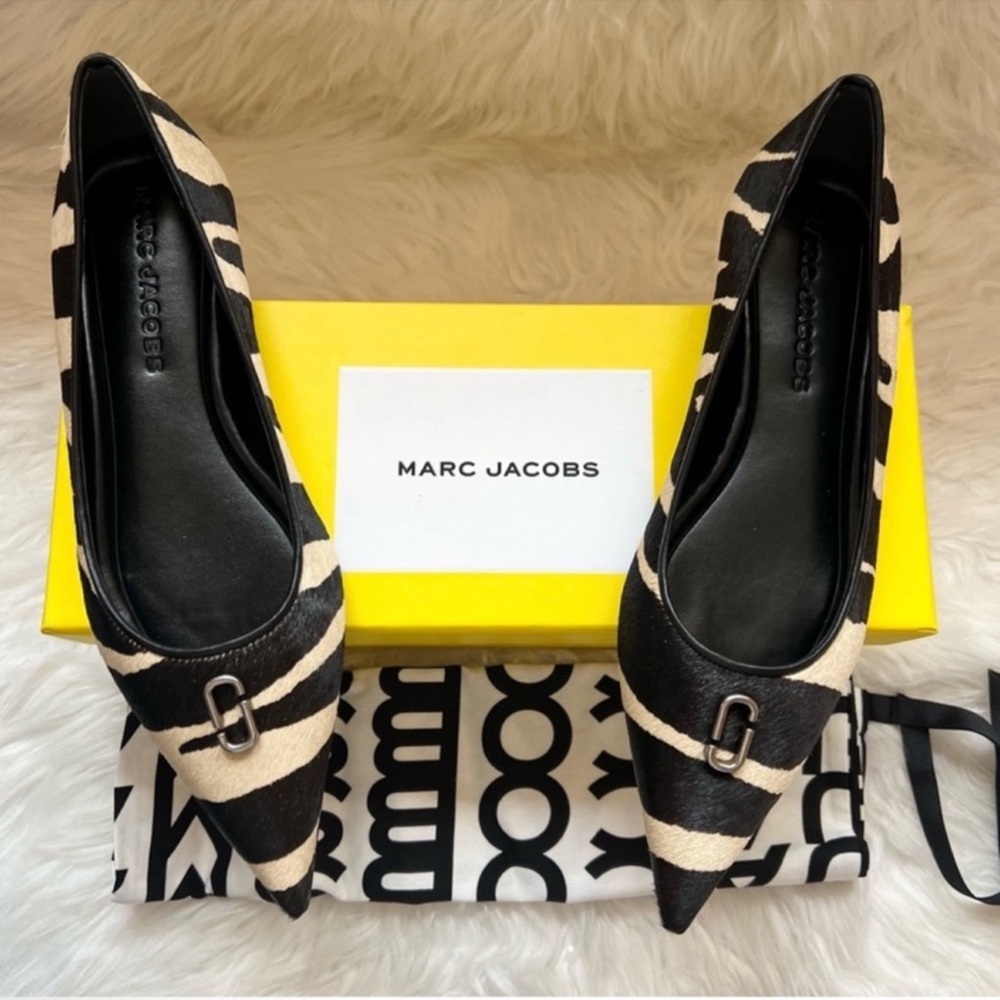 Marc Jacobs Black and Cream Zebra-Print Pointed Toe Flats